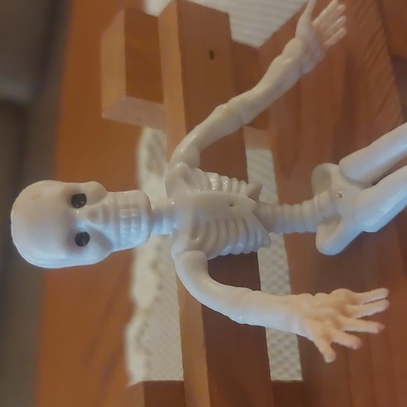 Skeleton Funny Figurine Waiting For The Perfect Man Origin Unknown - Picture 10 of 14